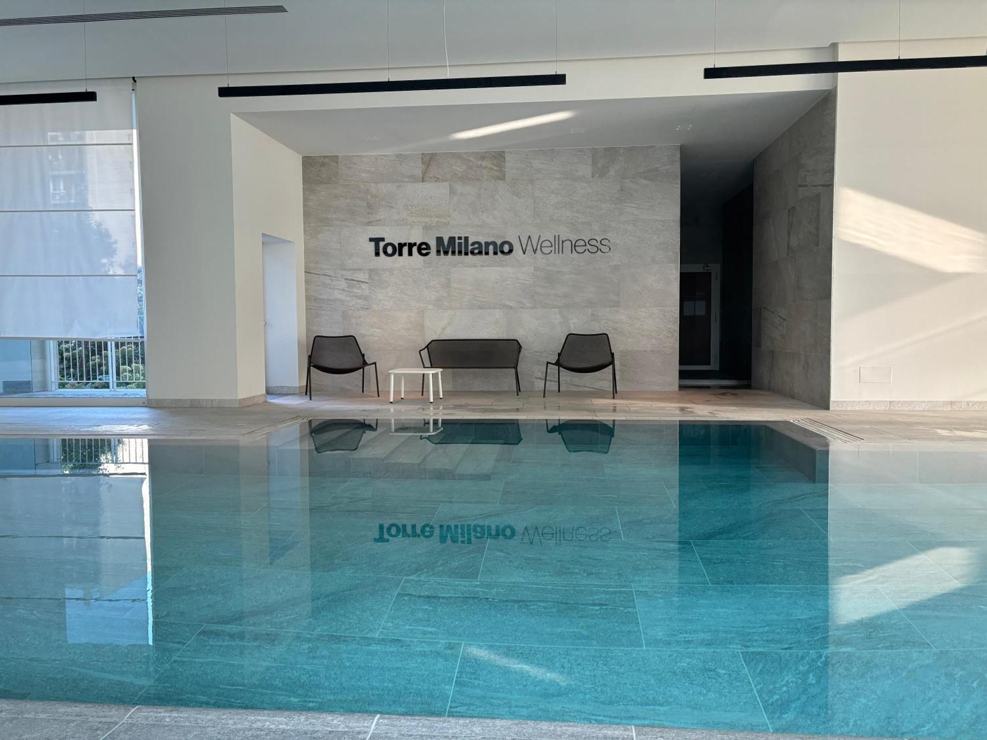 Torre Milano Skyview Suite Gym Pool & Rooftop Exteriör bild