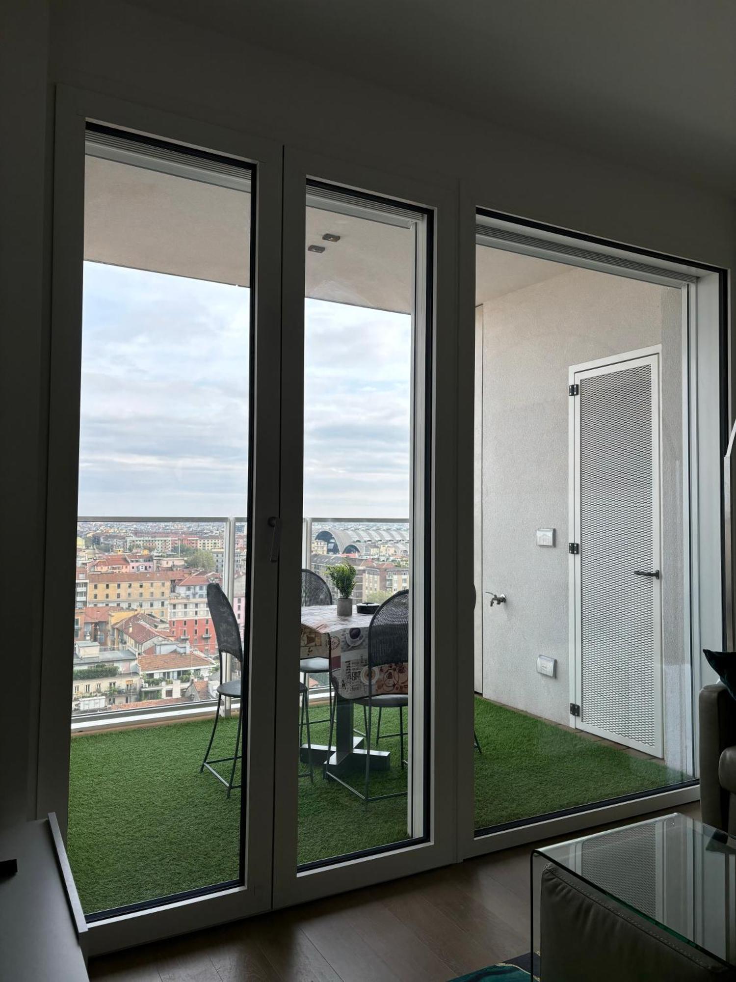 Torre Milano Skyview Suite Gym Pool & Rooftop Exteriör bild